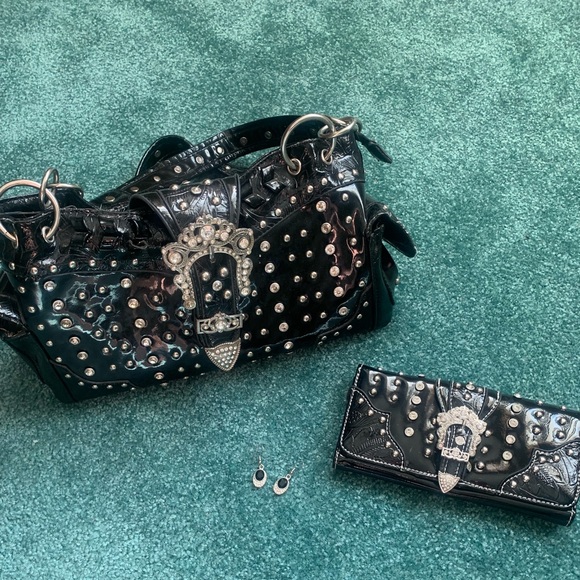Purse .. Matching Wallet & Earrings - Picture 1 of 14